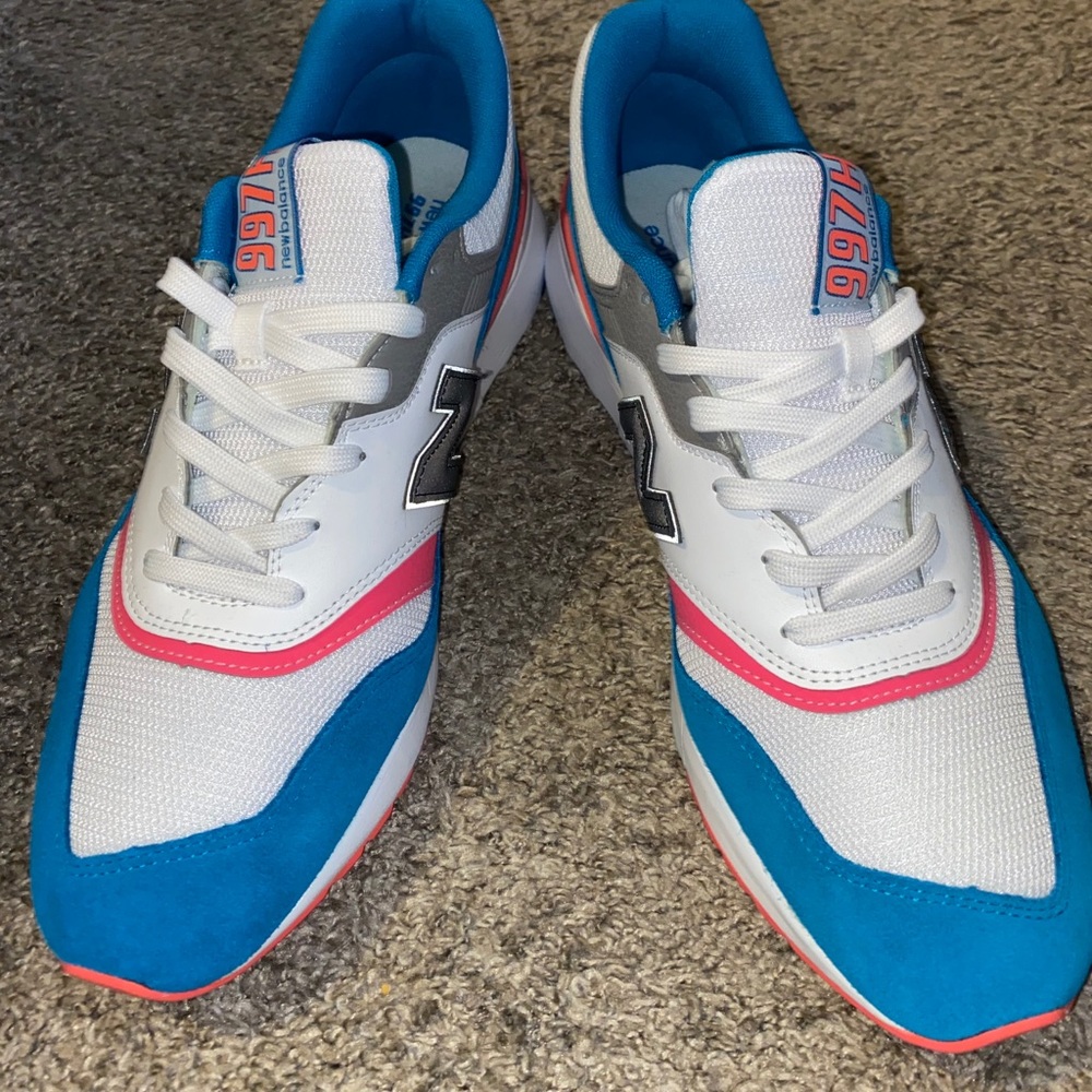 New Balance Sneakers